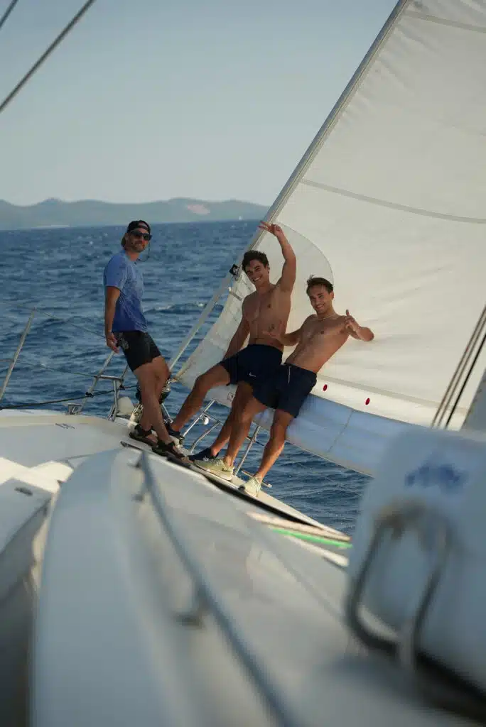 Who is sailing along suitable for?