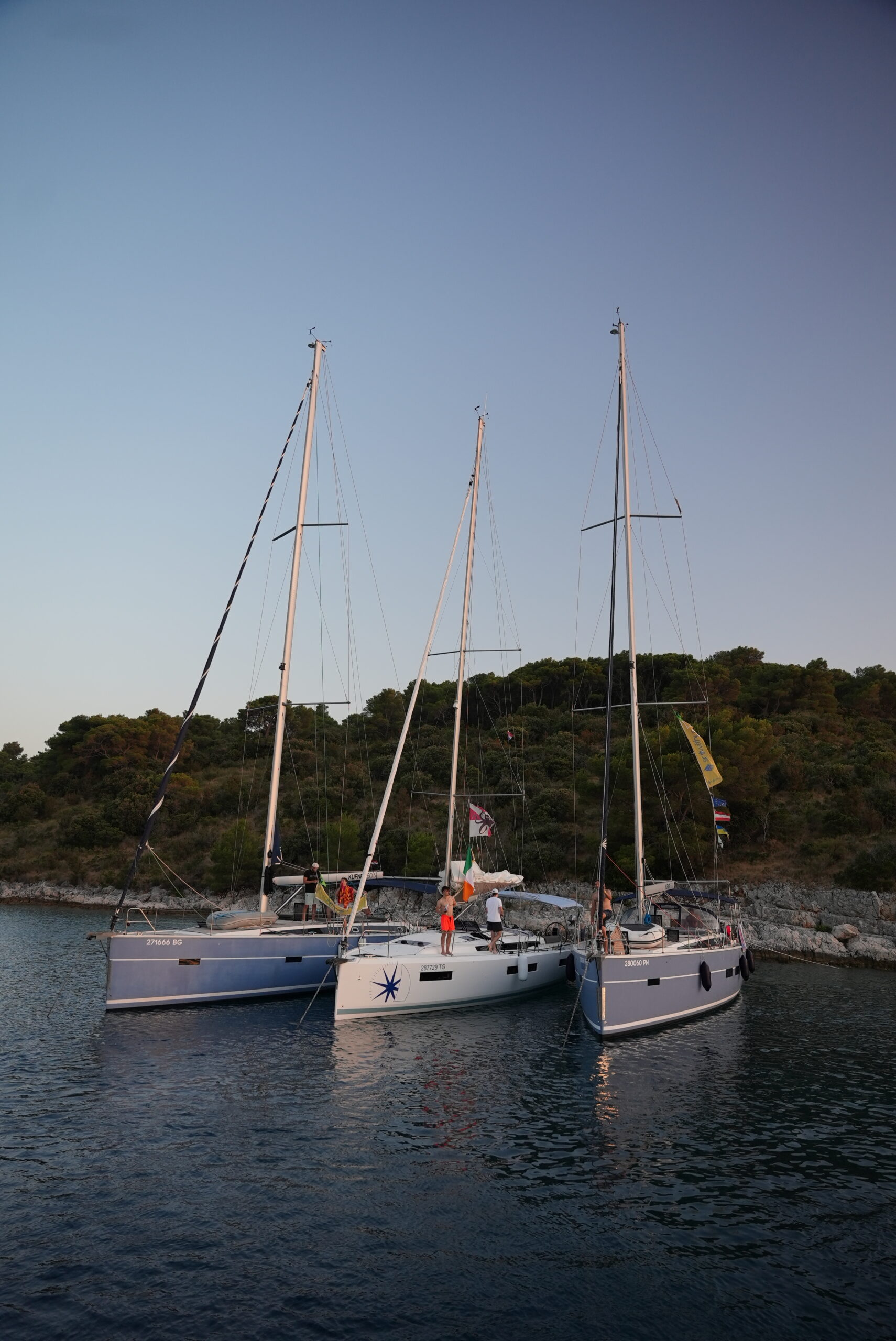 Youngline catamaran – Pula - Image 4