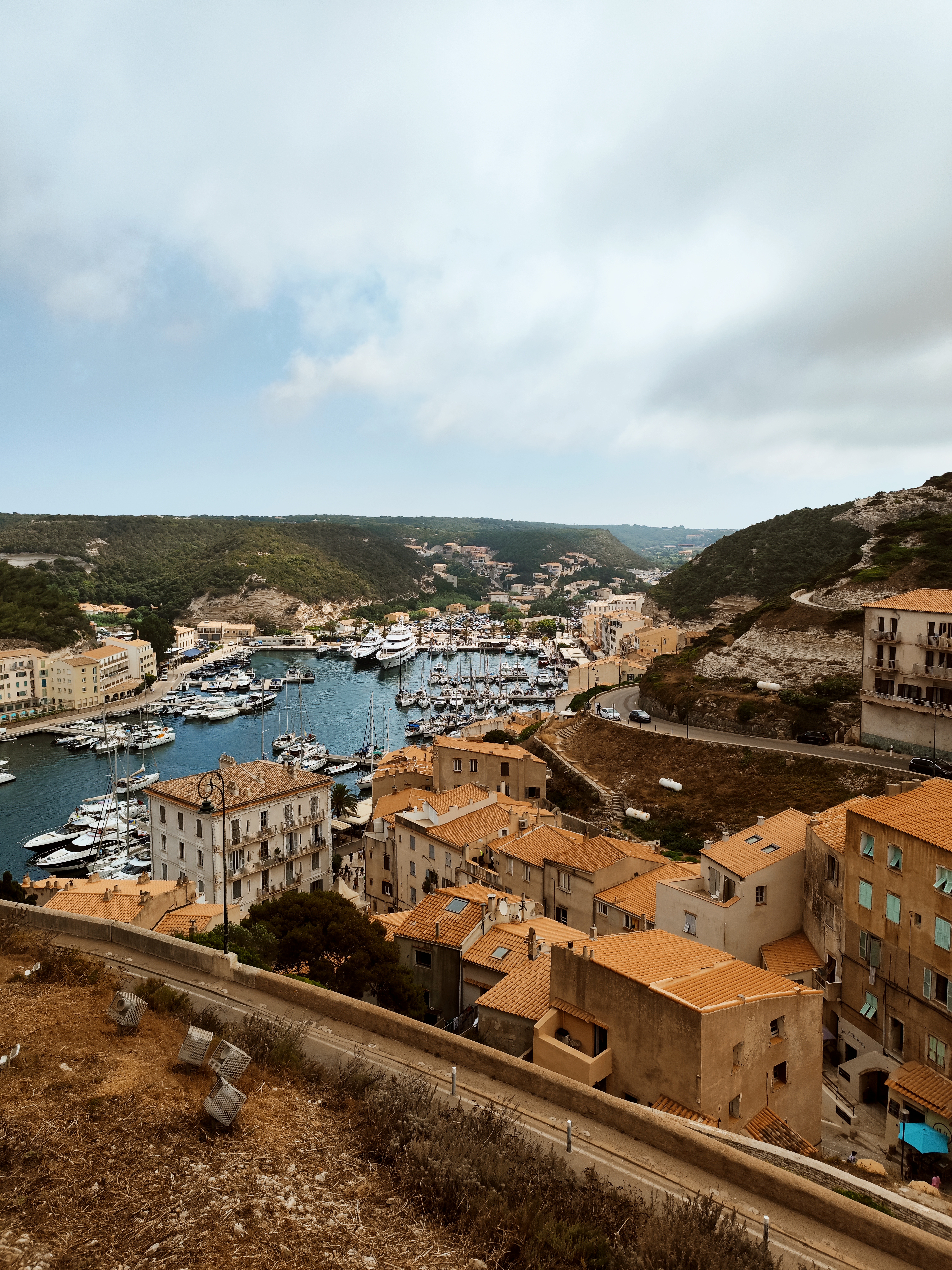 Youngline-Catamaran International – Olbia / Portisco (Sardinien) - Image 3